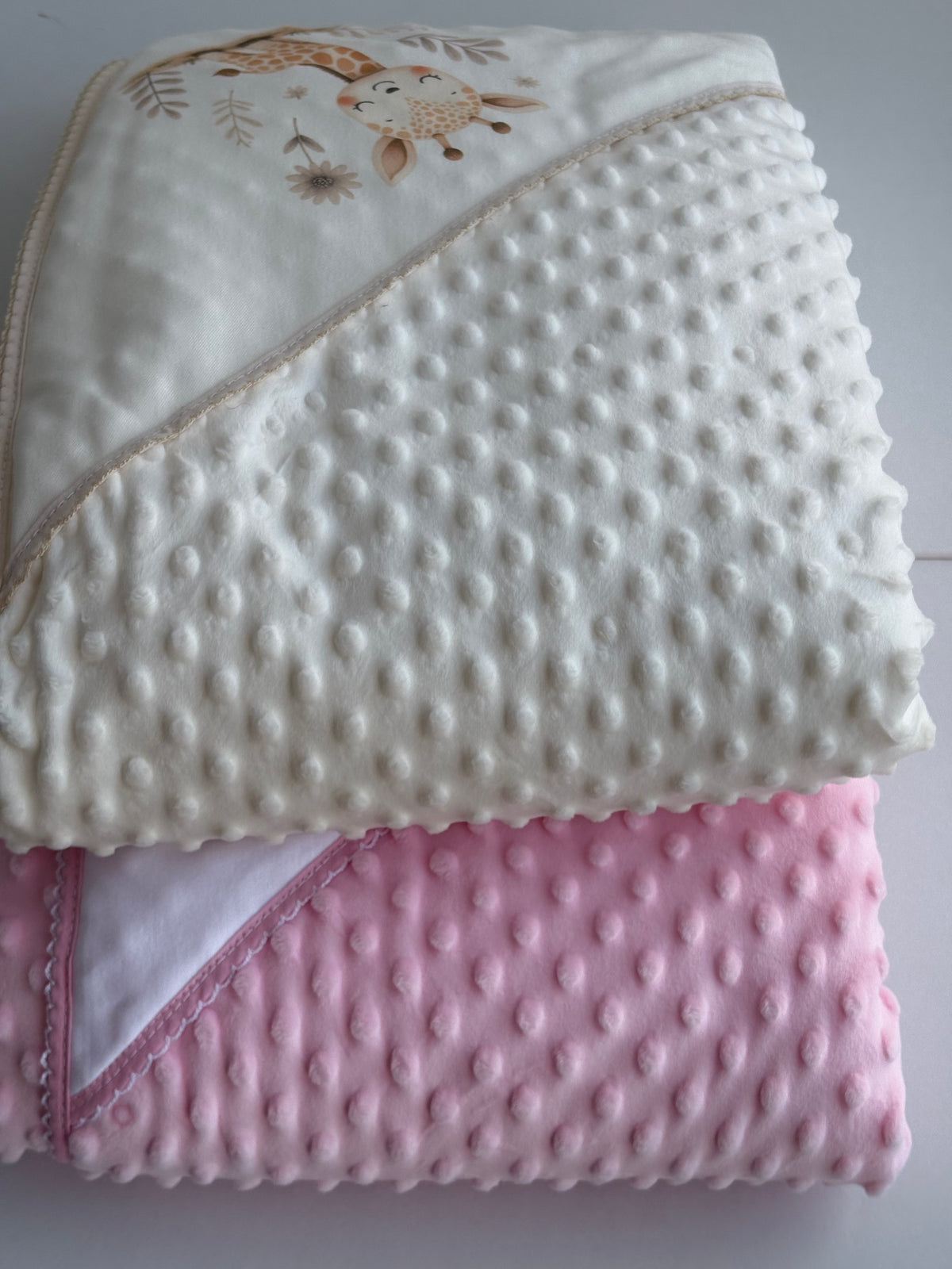 MANTA BEBÉ TOPITOS ESTAMPADA GIRAFA